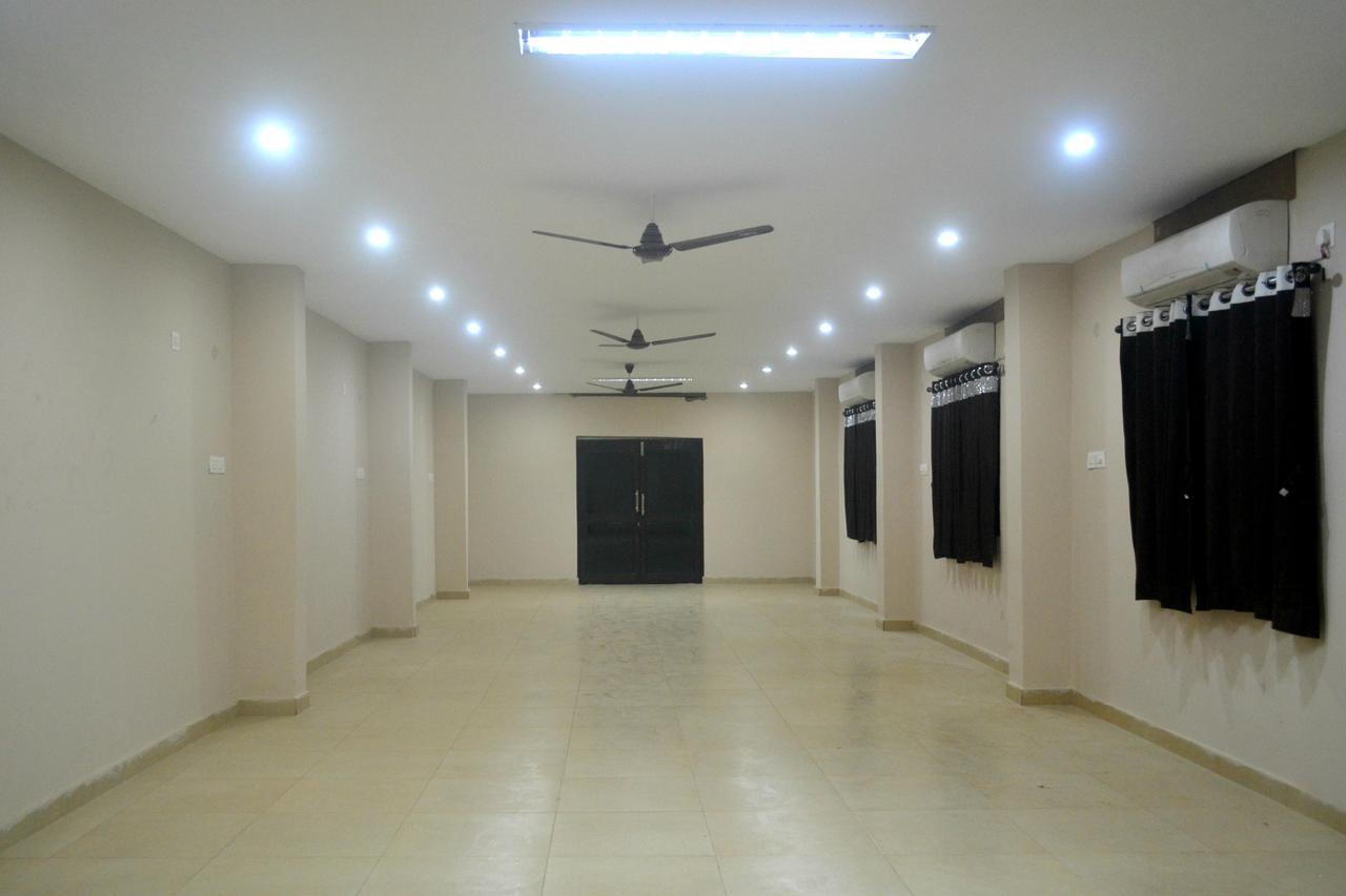 Hotel Bhammars Balangir Exteriér fotografie