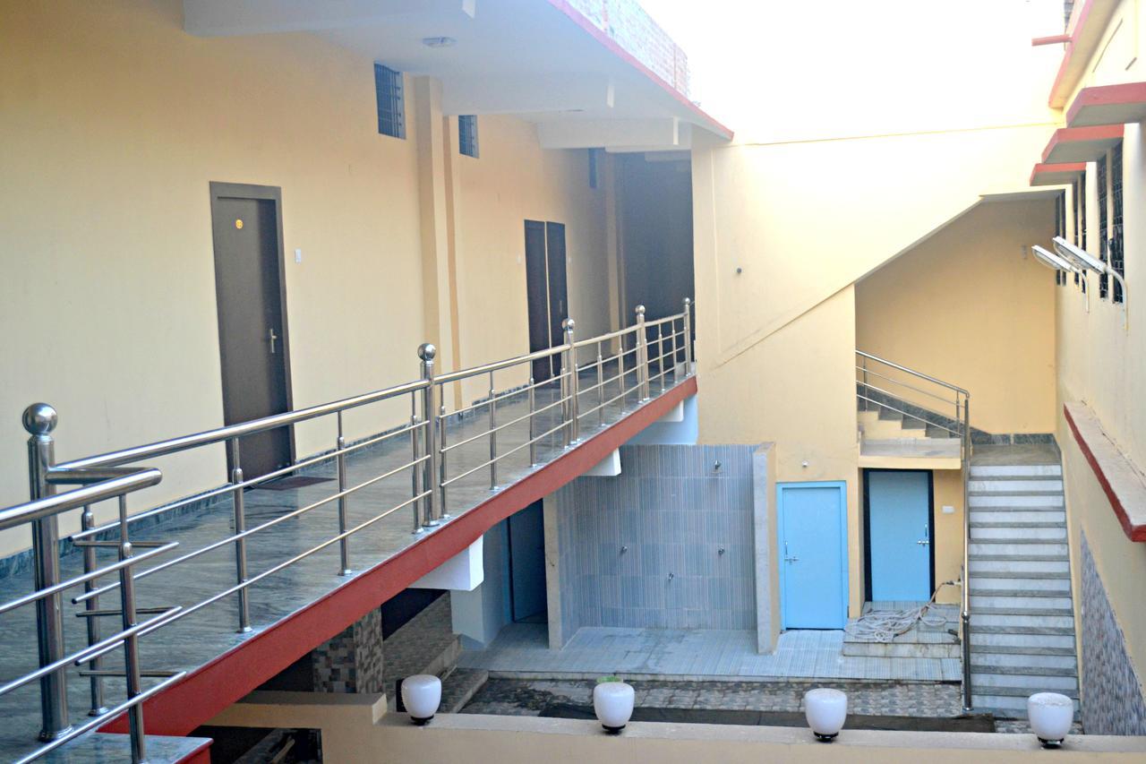 Hotel Bhammars Balangir Exteriér fotografie